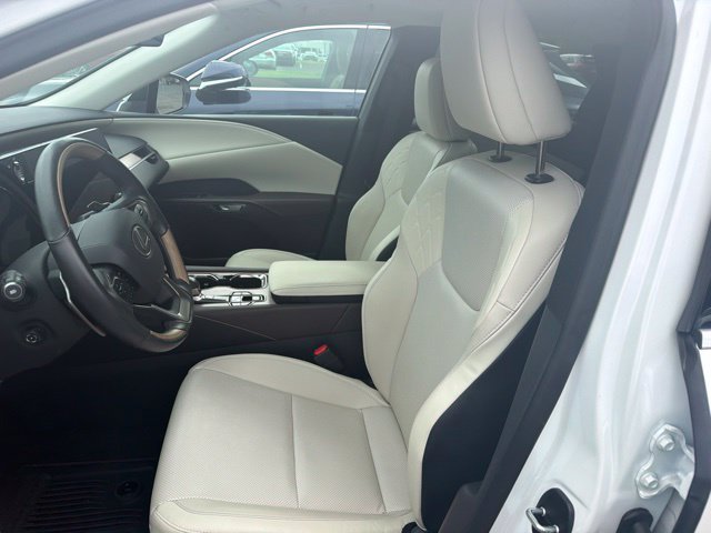 Used 2024 Lexus RX 350 Premium w/ Cold Area Package AWD/4WD image 6