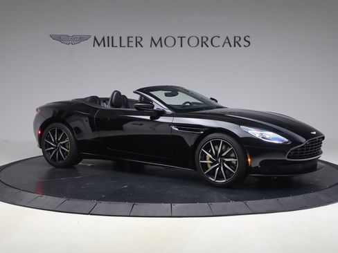 Used 2020 Aston Martin DB11 Volante image 10