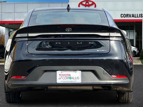 New 2026 Toyota Prius Plug-In Hybrid image 6