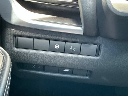 Used 2023 Nissan Rogue Platinum w/ Platinum Premium Package AWD/4WD image 19
