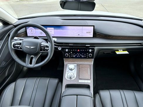Certified 2025 Genesis G80 2.5T Advanced image 12