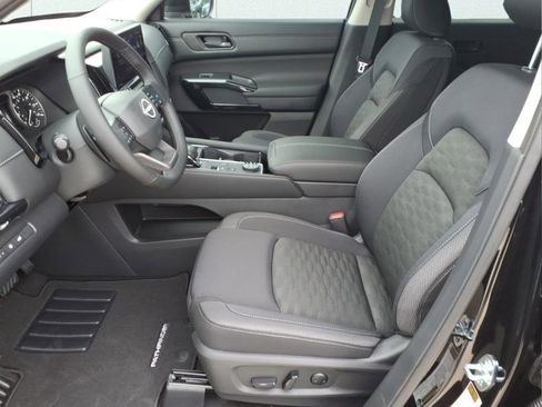 New 2026 Nissan Pathfinder SV AWD/4WD image 14
