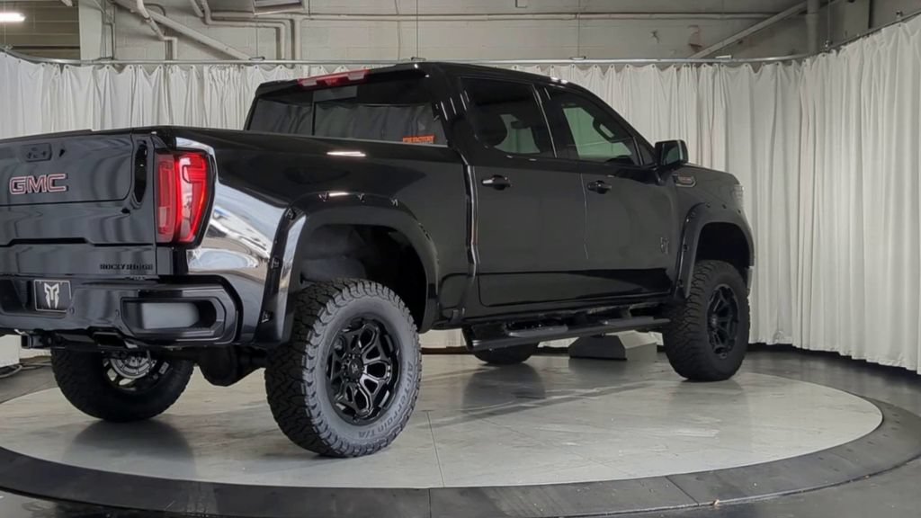 New 2026 GMC Sierra 1500 AT4 w/ AT4 Premium Package AWD/4WD image 10