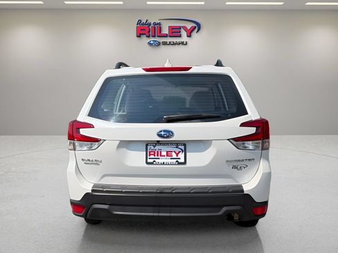 Certified 2023 Subaru Forester AWD/4WD image 4