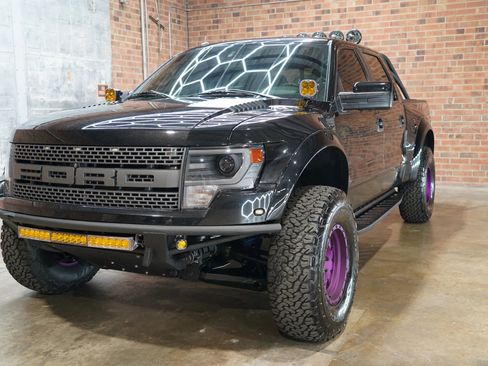 Used 2013 Ford F150 Raptor w/ Luxury Equipment Group image 16