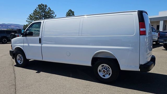New 2026 GMC Savana 3500 Extended RWD image 7