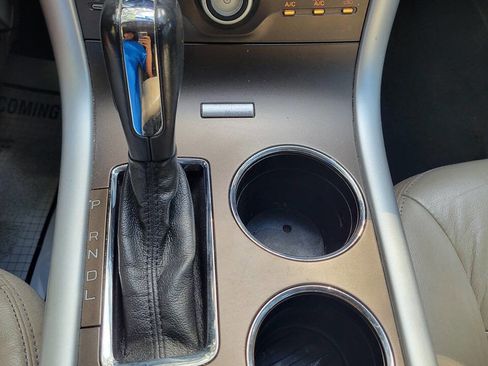 Used 2013 Ford Edge SEL image 21