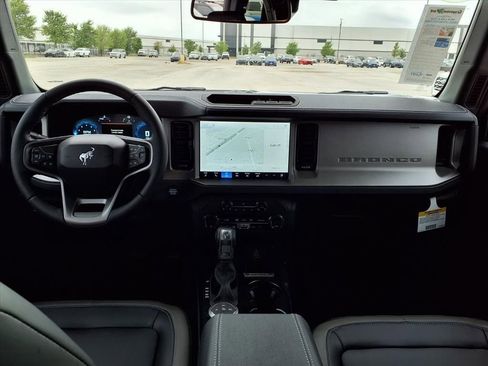 New 2026 Ford Bronco Outer Banks AWD/4WD image 14