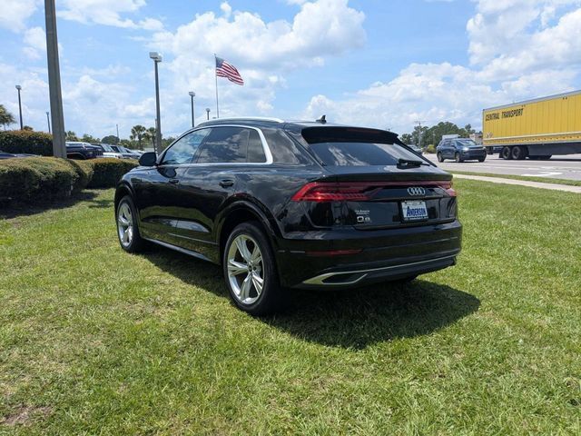 Used 2022 Audi Q8 Premium AWD/4WD image 5