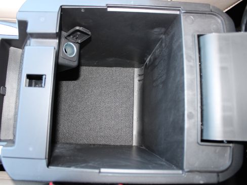 Used 2024 Ford Explorer Limited image 23