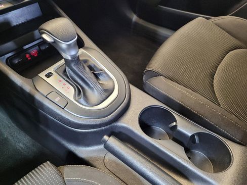 Used 2020 Kia Forte LXS FWD image 26