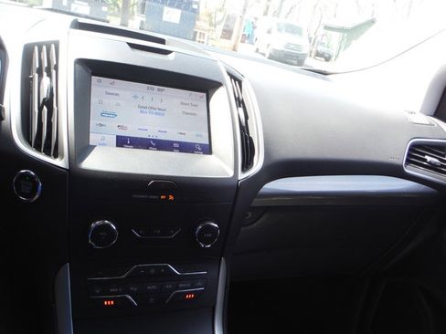 Used 2020 Ford Edge SEL w/ Convenience Package image 23