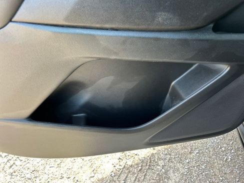 Used 2023 Chevrolet Traverse LT image 44