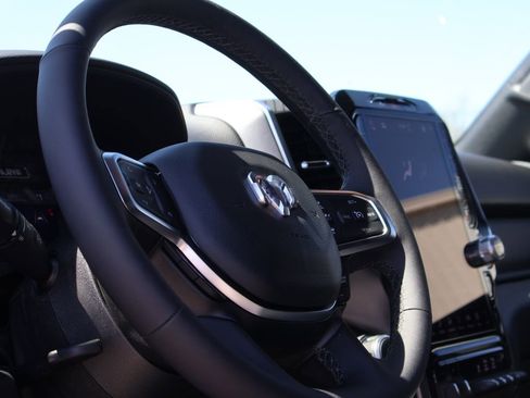 New 2026 RAM 1500 4x4 Crew Cab image 24