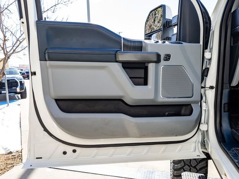 Used 2022 Ford F450 Limited w/ FX4 Off-Road Package image 36