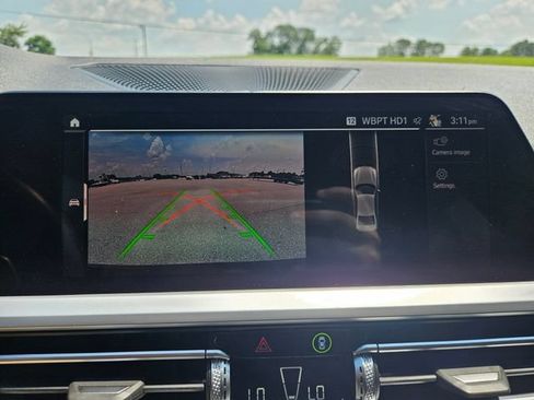 Used 2019 BMW 330i Sedan w/ Convenience Package RWD image 18