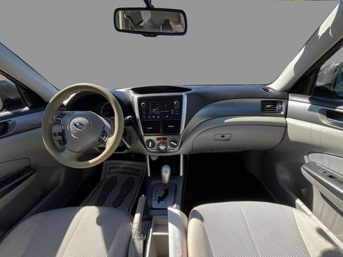 Used 2013 Subaru Forester 2.5X Premium image 9