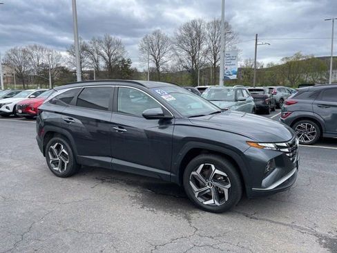 Used 2023 Hyundai Tucson SEL w/ Convenience Package AWD/4WD image 2