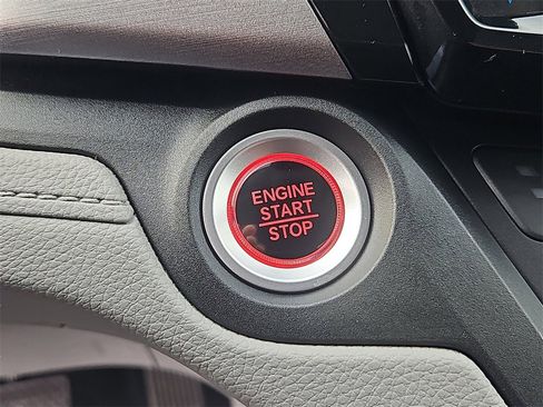 Used 2024 Honda Odyssey EX image 19