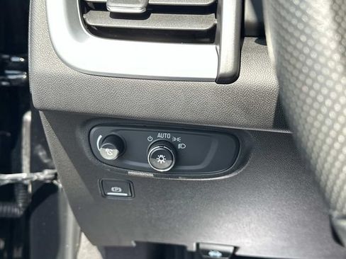 Used 2023 GMC Terrain SLE w/ Driver Convenience Package AWD/4WD image 16