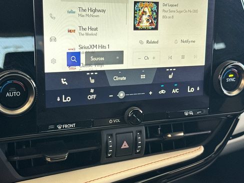 Certified 2024 Lexus NX 250 FWD image 17
