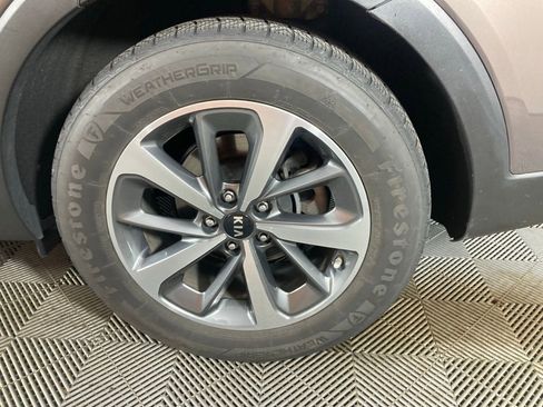 Used 2019 Kia Sorento EX w/ EX Touring Package image 20