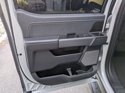 Used 2023 Ford F150 Lightning Lariat w/ Tow Technology Package image 29