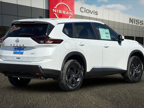 New 2026 Nissan Rogue SV AWD/4WD image 3