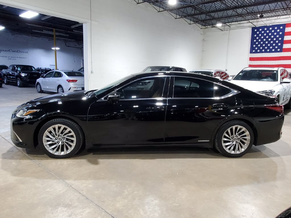 Used 2022 Lexus ES 300h w/ Accessory Package FWD image 13