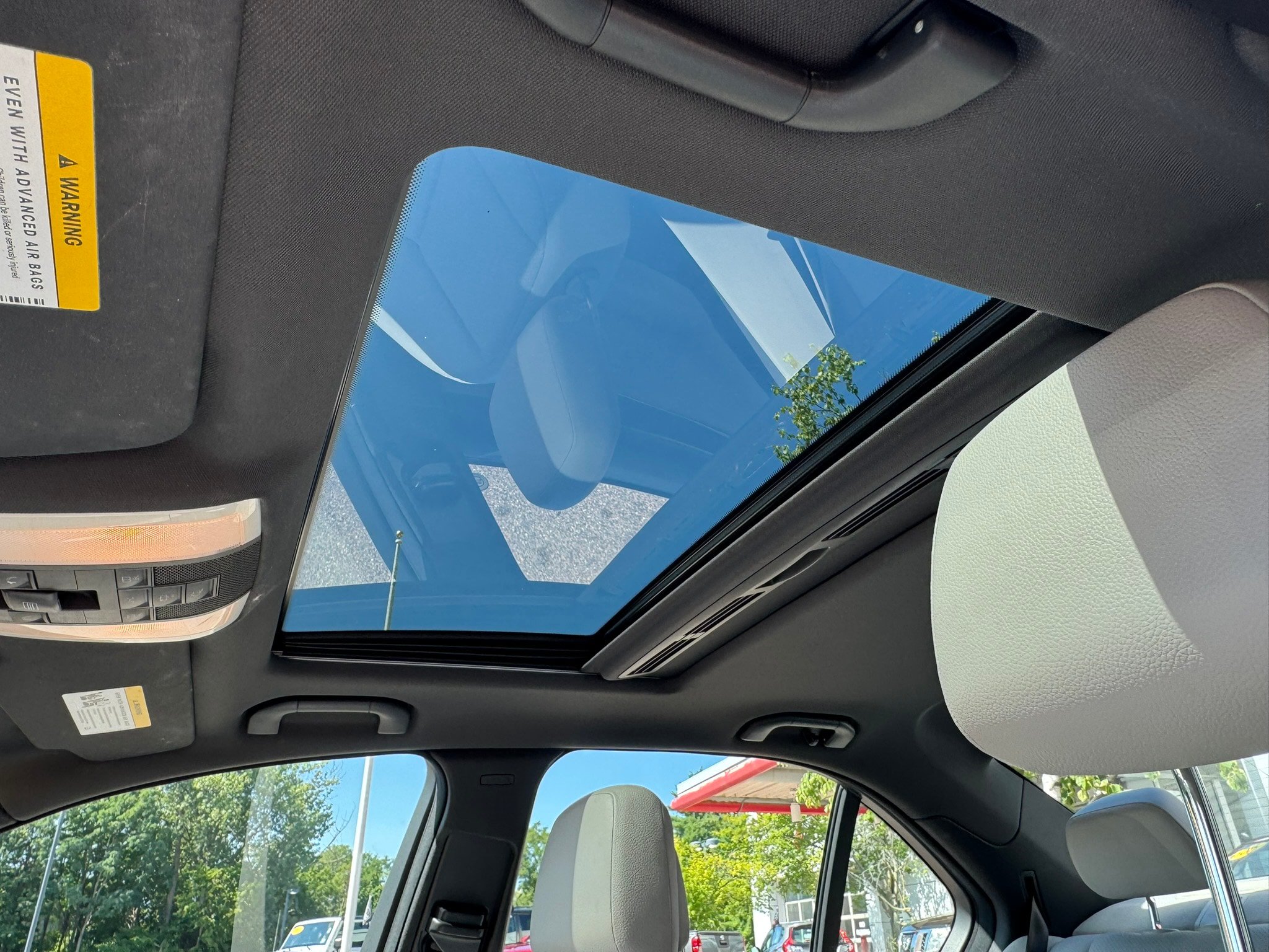 Used 2014 Mercedes-Benz C 250 Sedan image 22