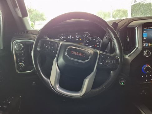 Used 2021 GMC Sierra 1500 SLT image 15