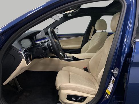 Certified 2023 BMW 530i xDrive w/ Premium Package AWD/4WD image 30