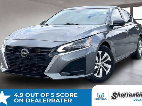 Used 2024 Nissan Altima 2.5 S FWD image 1