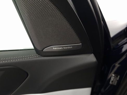 Used 2026 BMW X5 xDrive40i w/ Premium Package image 11