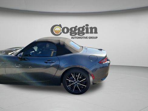 Used 2024 MAZDA MX-5 Miata Grand Touring w/ Weather Package RWD image 30