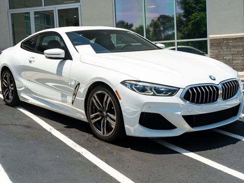 Used 2022 BMW 840i Coupe w/ Driving Assistance Package RWD image 8