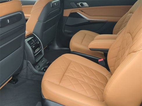 New 2026 BMW X7 xDrive40i w/ M Sport Package image 14