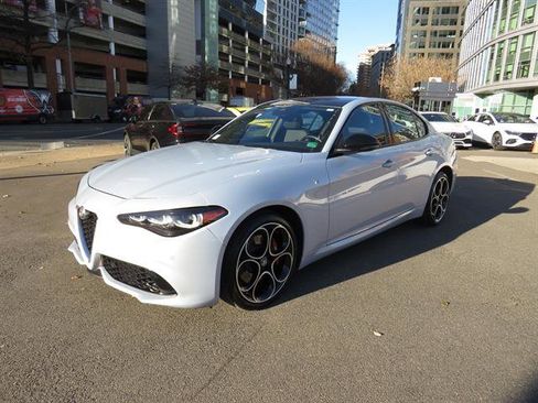 Used 2024 Alfa Romeo Giulia Ti image 1