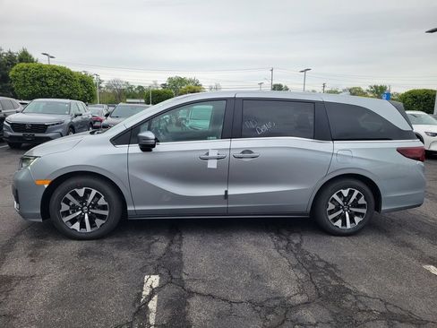 New 2026 Honda Odyssey EX-L image 7