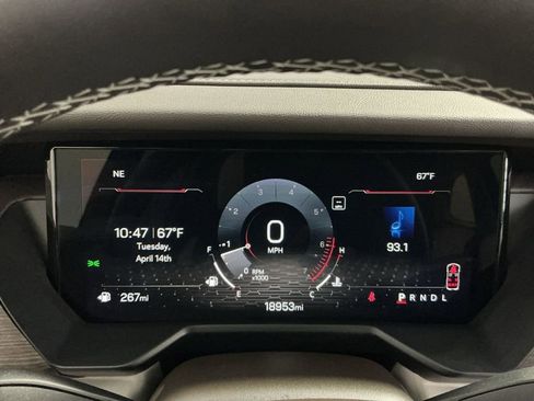 Used 2024 GMC Acadia Denali image 18