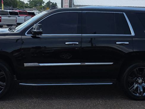 Used 2015 Cadillac Escalade Luxury RWD image 6