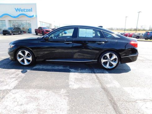 Certified 2018 Honda Accord Touring image 6