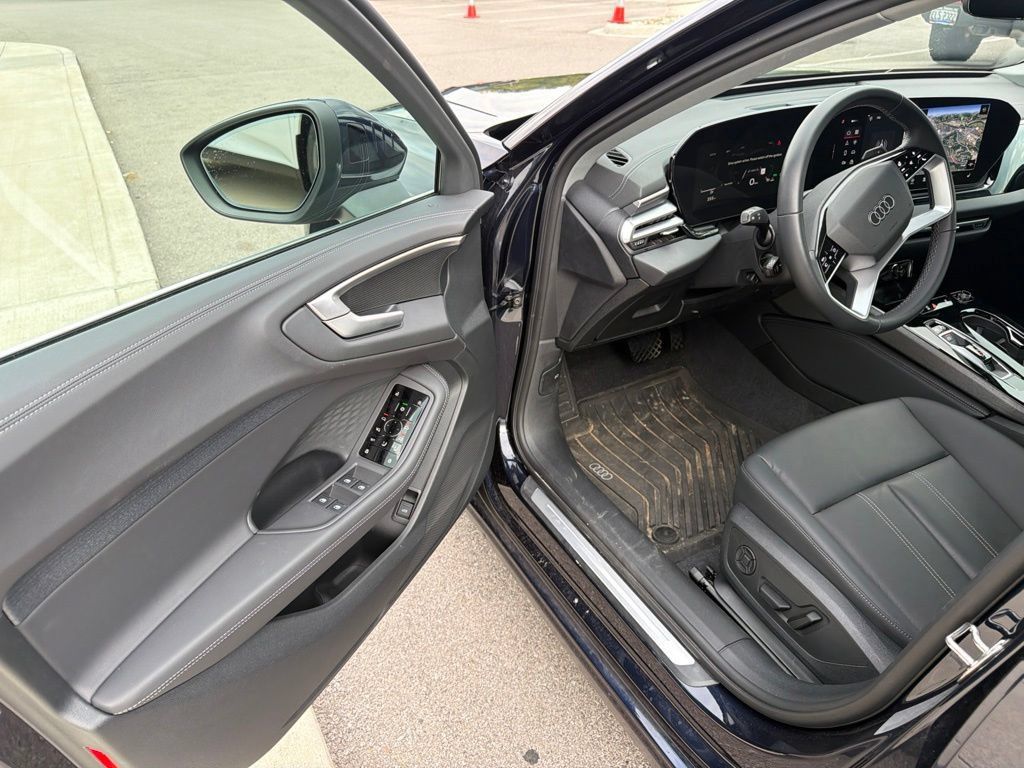Used 2025 Audi A5 2.0T Premium AWD/4WD image 23