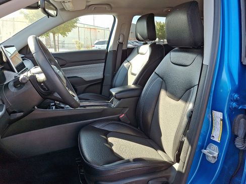 Used 2022 Jeep Compass Latitude image 13