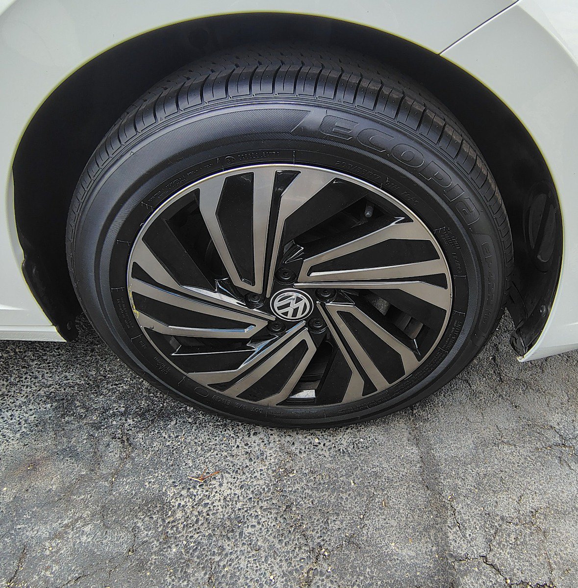 Used 2019 Volkswagen Jetta SEL Premium FWD image 9