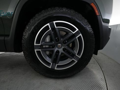 Used 2025 Rivian R1S Adventure AWD/4WD image 20