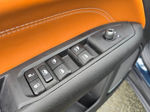 Used 2024 Jeep Compass Limited image 24