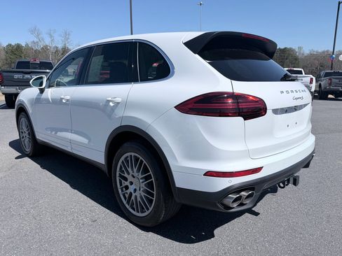 Used 2015 Porsche Cayenne S image 7