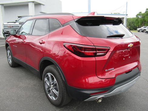 Certified 2024 Chevrolet Blazer LT w/ Convenience Package FWD image 7