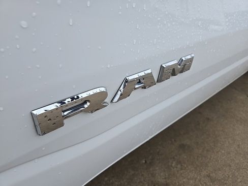Used 2022 RAM 1500 Laramie image 19